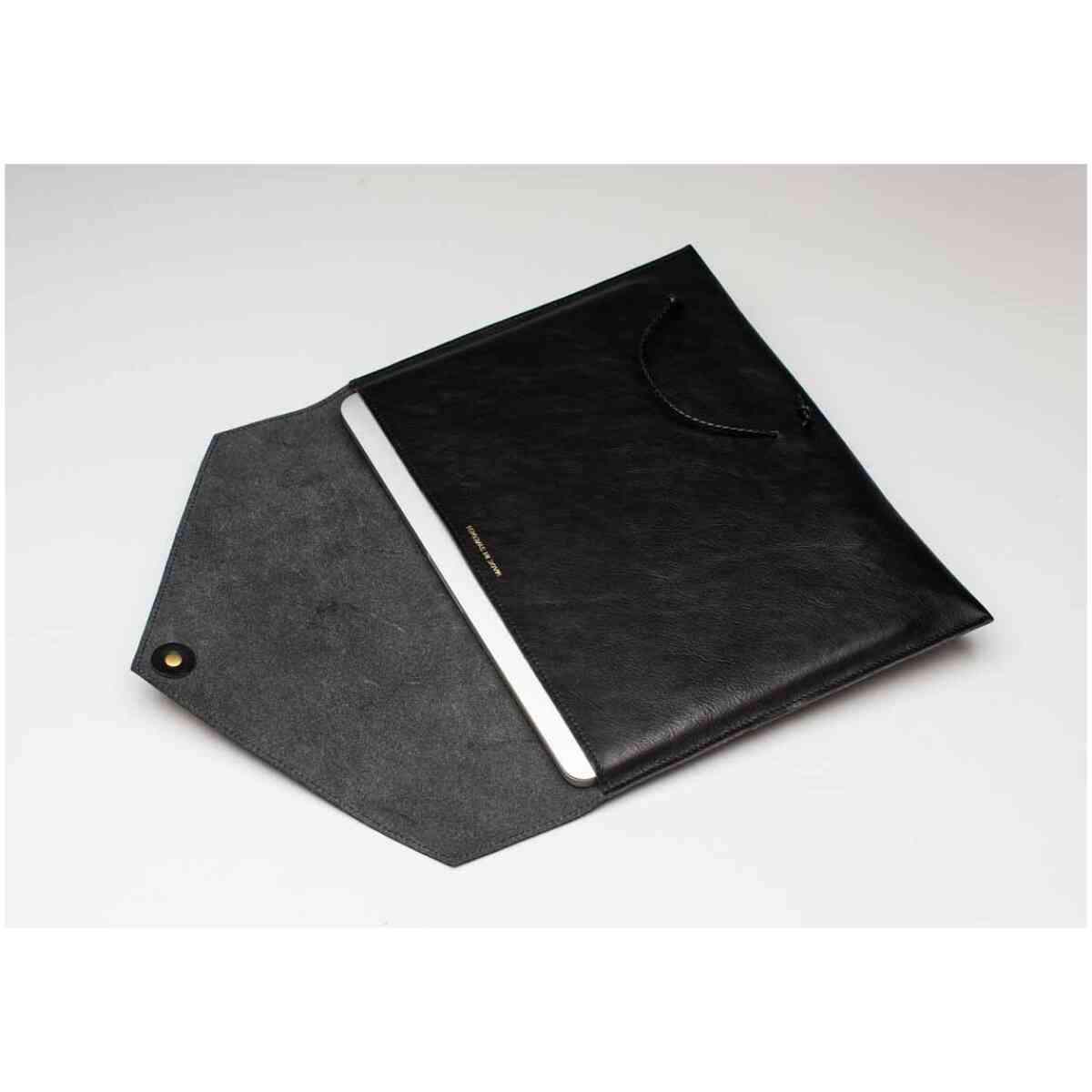 KUNGSTEN leather laptop cover black 1